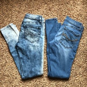 2 Pairs of Stretchy Jegging Type Jeans